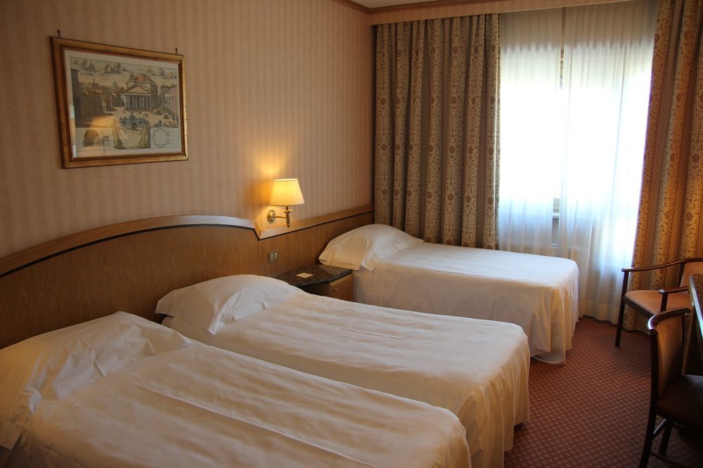 Hotel Beverly Hills Rzym Zewnętrze zdjęcie