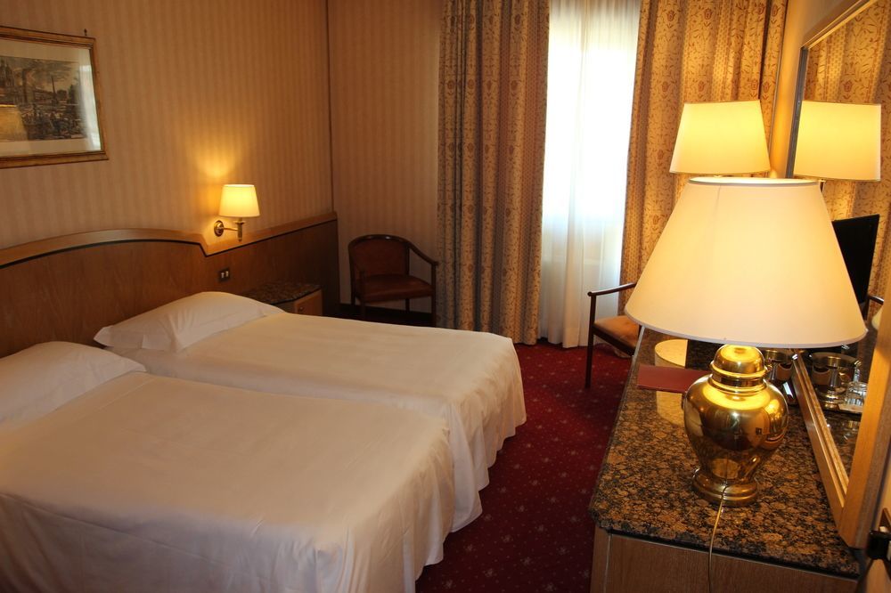 Hotel Beverly Hills Rzym Zewnętrze zdjęcie